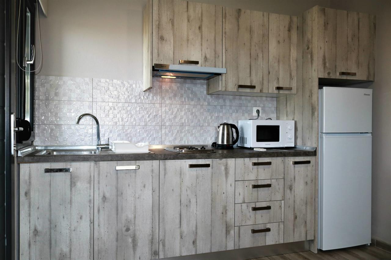 Paramithi Luxury Apartments Нікіті Екстер'єр фото