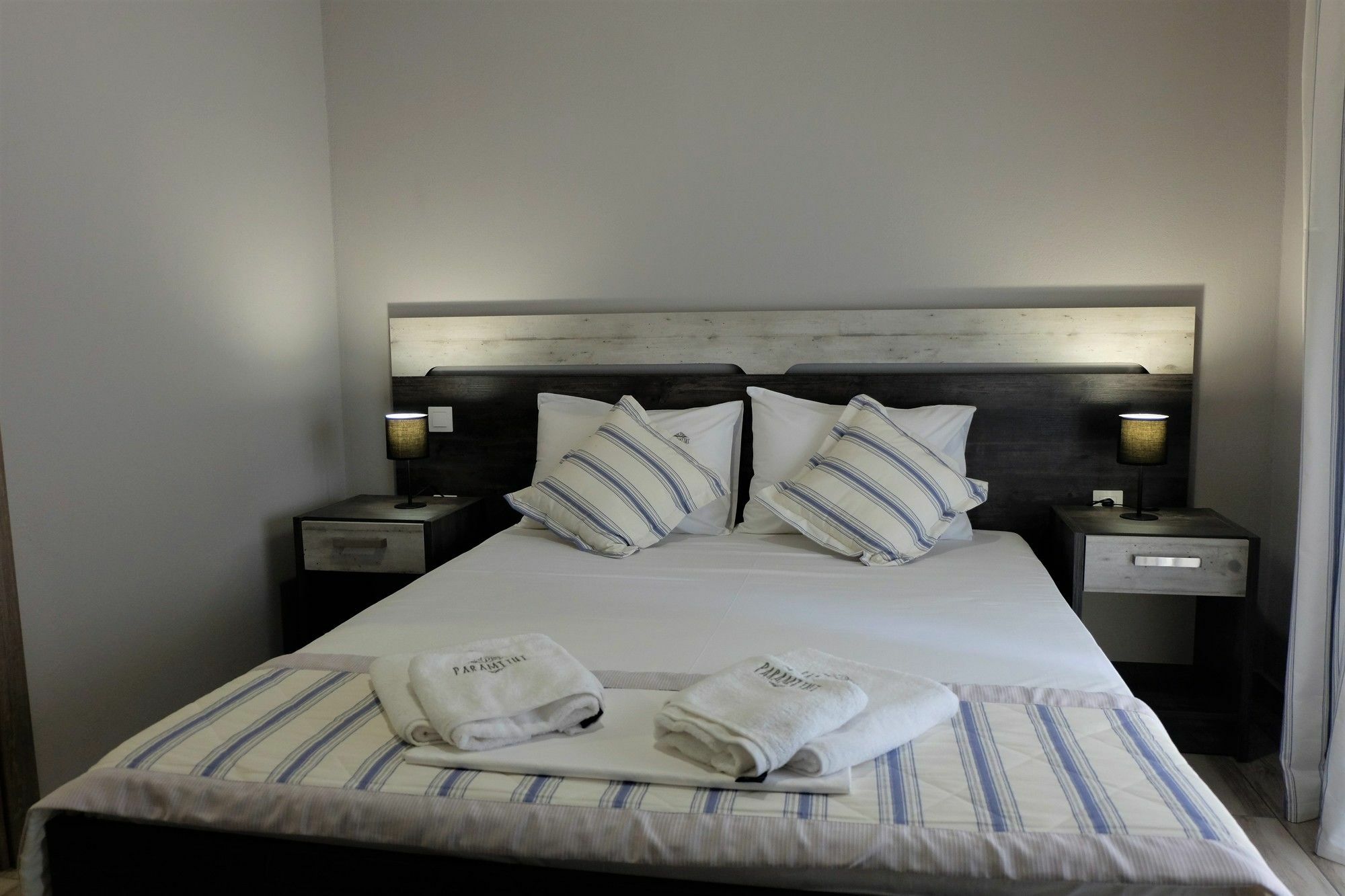 Paramithi Luxury Apartments Нікіті Екстер'єр фото
