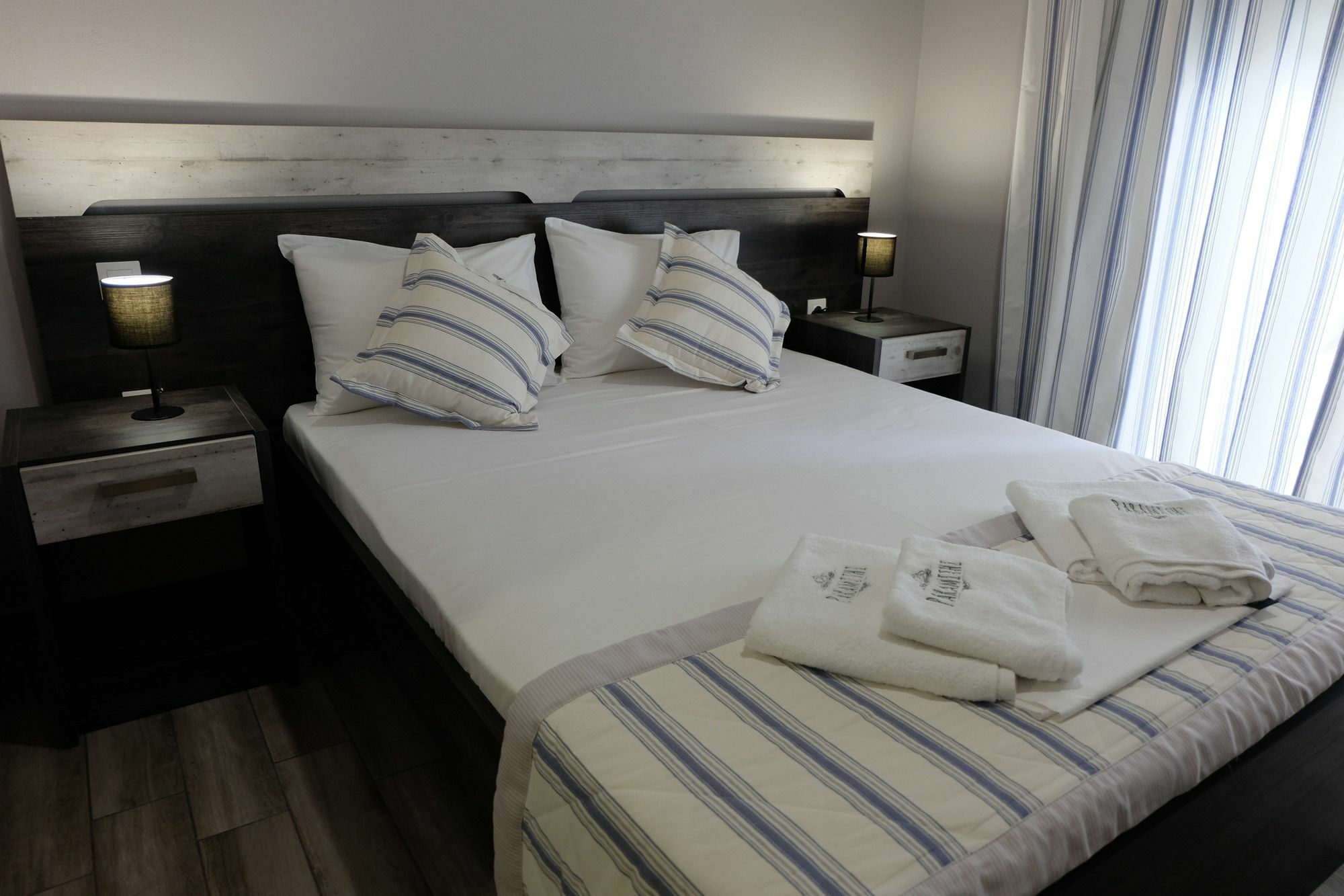 Paramithi Luxury Apartments Нікіті Екстер'єр фото